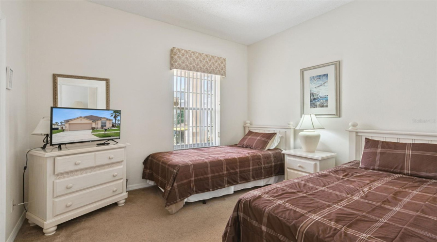 DAVENPORT, Florida 33897, 4 Bedrooms Bedrooms, ,3 BathroomsBathrooms,Residential,For Sale,BLOOMINGDALE,0,MFRS5146553