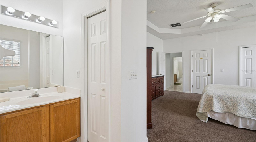 DAVENPORT, Florida 33897, 4 Bedrooms Bedrooms, ,3 BathroomsBathrooms,Residential,For Sale,BLOOMINGDALE,0,MFRS5146553