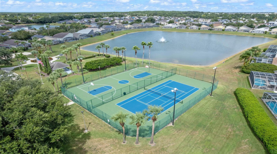 DAVENPORT, Florida 33897, 4 Bedrooms Bedrooms, ,3 BathroomsBathrooms,Residential,For Sale,BLOOMINGDALE,0,MFRS5146553