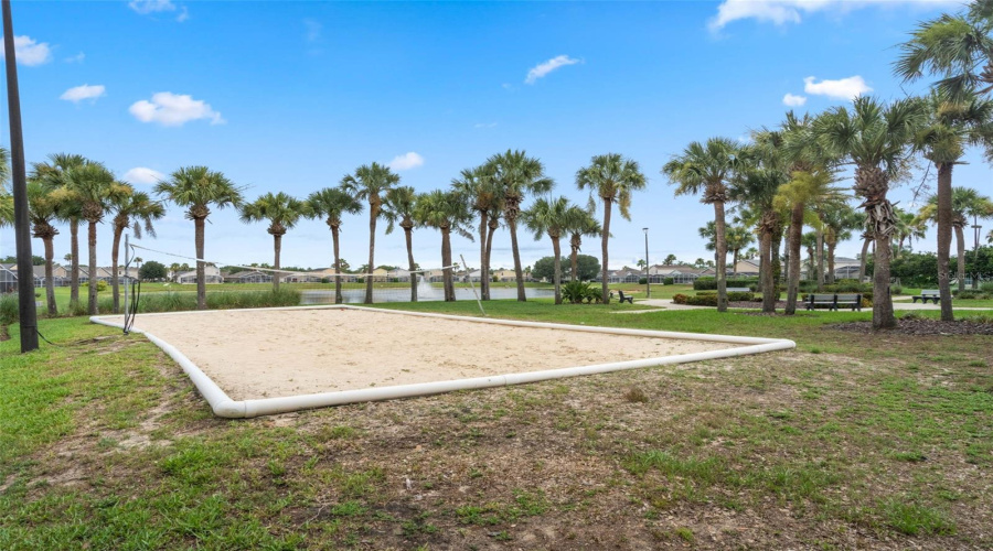 DAVENPORT, Florida 33897, 4 Bedrooms Bedrooms, ,3 BathroomsBathrooms,Residential,For Sale,BLOOMINGDALE,0,MFRS5146553