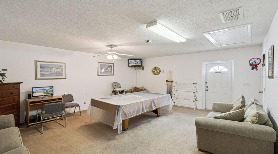 DAVENPORT, Florida 33897, 4 Bedrooms Bedrooms, ,3 BathroomsBathrooms,Residential,For Sale,BLOOMINGDALE,0,MFRS5146553