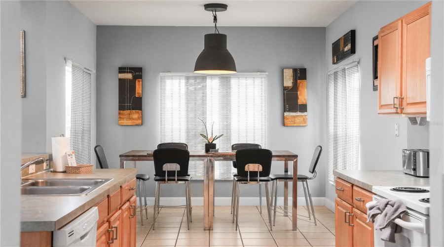 KISSIMMEE, Florida 34746, 5 Bedrooms Bedrooms, ,3 BathroomsBathrooms,Residential,For Sale,CUMBRIAN LAKES,0,MFRO6394102