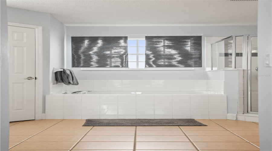 KISSIMMEE, Florida 34746, 5 Bedrooms Bedrooms, ,3 BathroomsBathrooms,Residential,For Sale,CUMBRIAN LAKES,0,MFRO6394102