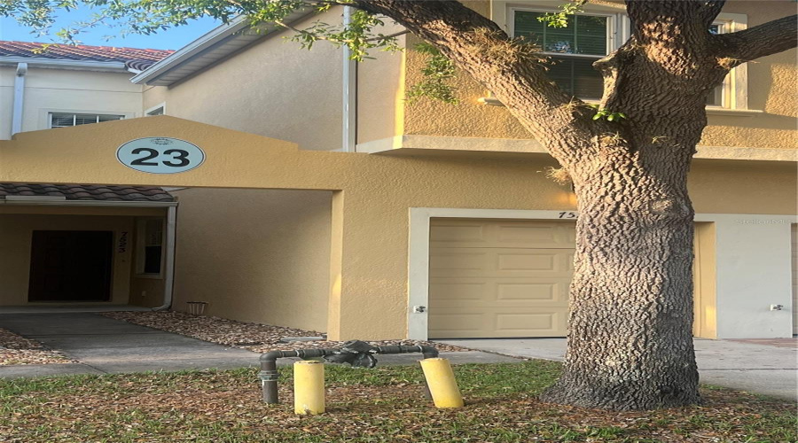 KISSIMMEE, Florida 34747, 3 Bedrooms Bedrooms, ,2 BathroomsBathrooms,Residential,For Sale,PELLHAM,0,MFRO6393950