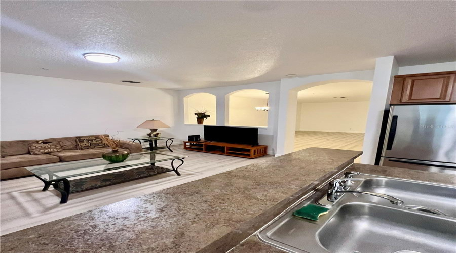 KISSIMMEE, Florida 34747, 3 Bedrooms Bedrooms, ,2 BathroomsBathrooms,Residential,For Sale,PELLHAM,0,MFRO6393950