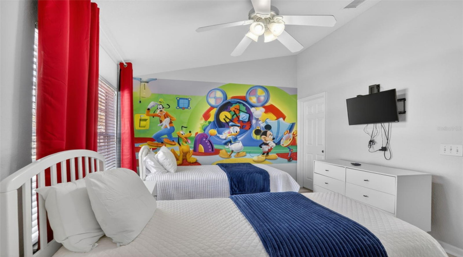 KISSIMMEE, Florida 34747, 3 Bedrooms Bedrooms, ,3 BathroomsBathrooms,Residential,For Sale,MANESHAW,0,MFRO6392543