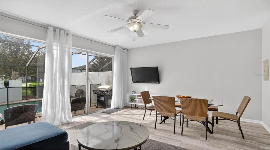 KISSIMMEE, Florida 34747, 3 Bedrooms Bedrooms, ,3 BathroomsBathrooms,Residential,For Sale,MANESHAW,0,MFRO6392543