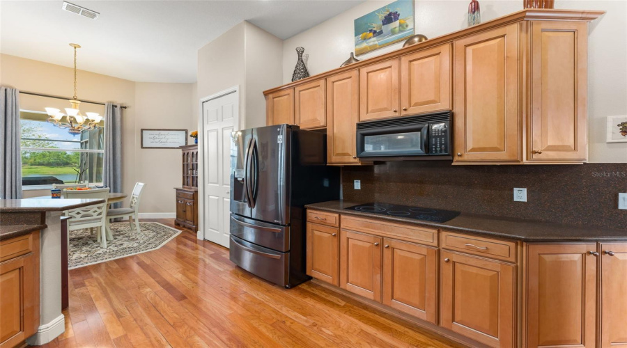 KISSIMMEE, Florida 34746, 3 Bedrooms Bedrooms, ,3 BathroomsBathrooms,Residential,For Sale,OAKMONT,0,MFRO6393204