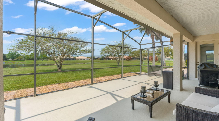 KISSIMMEE, Florida 34746, 3 Bedrooms Bedrooms, ,3 BathroomsBathrooms,Residential,For Sale,OAKMONT,0,MFRO6393204