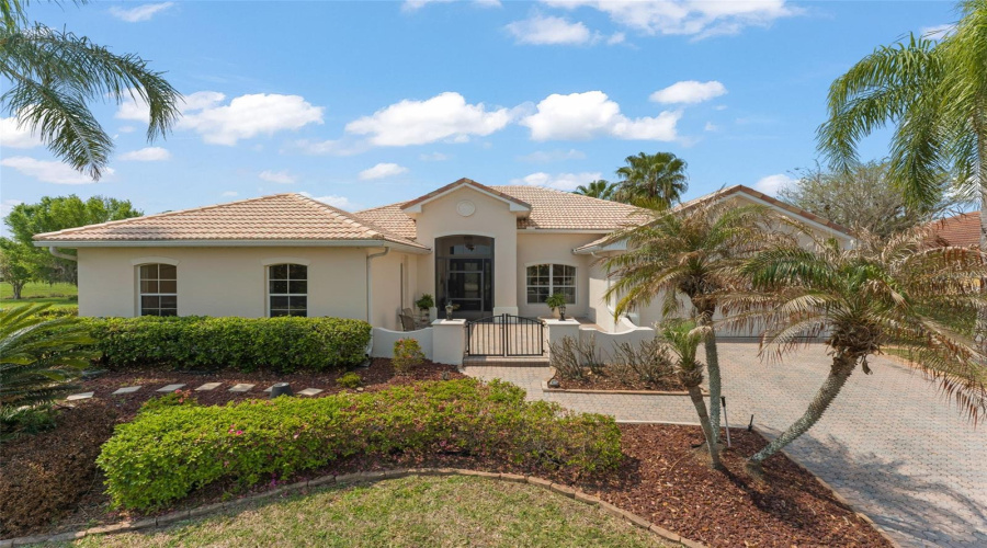 KISSIMMEE, Florida 34746, 3 Bedrooms Bedrooms, ,3 BathroomsBathrooms,Residential,For Sale,OAKMONT,0,MFRO6393204