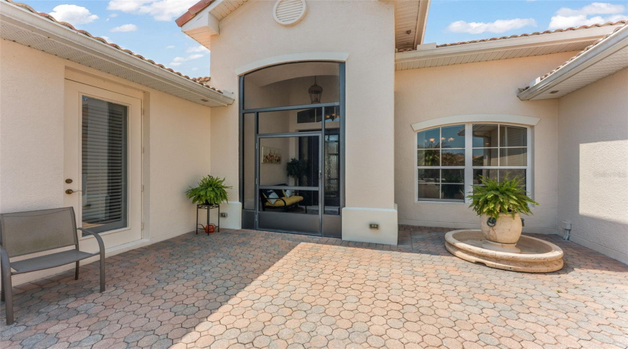 KISSIMMEE, Florida 34746, 3 Bedrooms Bedrooms, ,3 BathroomsBathrooms,Residential,For Sale,OAKMONT,0,MFRO6393204