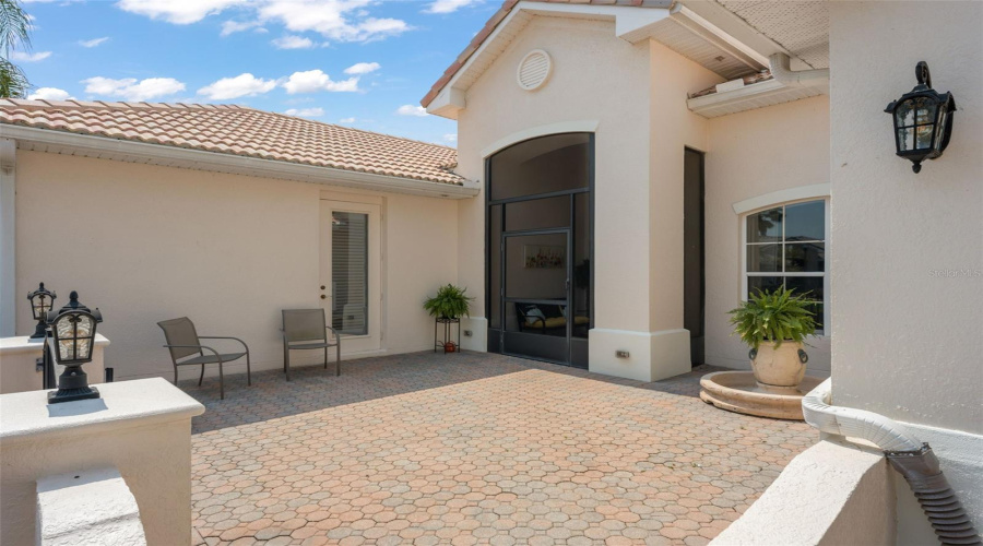 KISSIMMEE, Florida 34746, 3 Bedrooms Bedrooms, ,3 BathroomsBathrooms,Residential,For Sale,OAKMONT,0,MFRO6393204