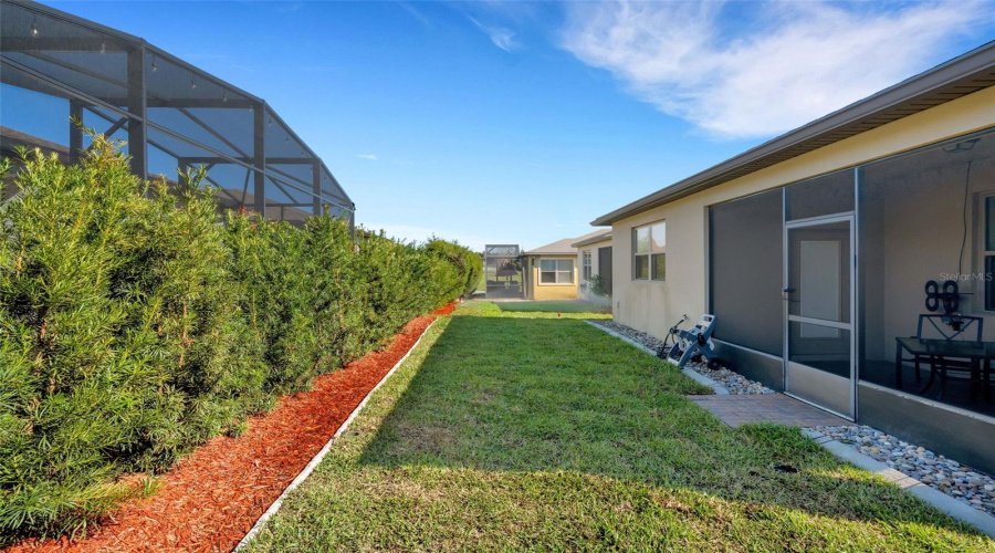 DAVENPORT, Florida 33837, 2 Bedrooms Bedrooms, ,2 BathroomsBathrooms,Residential,For Sale,SALAMANCA,0,MFRS5146301