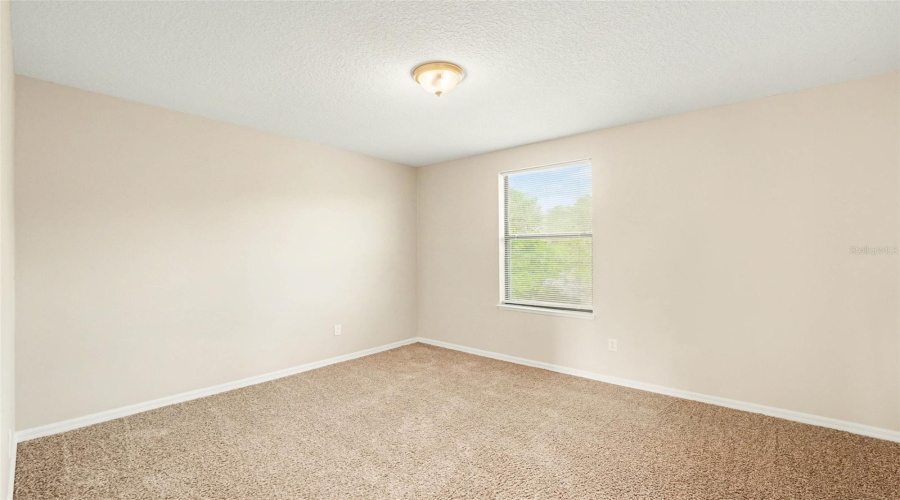 KISSIMMEE, Florida 34746, 4 Bedrooms Bedrooms, ,2 BathroomsBathrooms,Residential,For Sale,EAGLE CLIFF,0,MFRO6393508