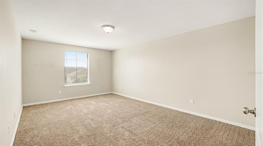 KISSIMMEE, Florida 34746, 4 Bedrooms Bedrooms, ,2 BathroomsBathrooms,Residential,For Sale,EAGLE CLIFF,0,MFRO6393508