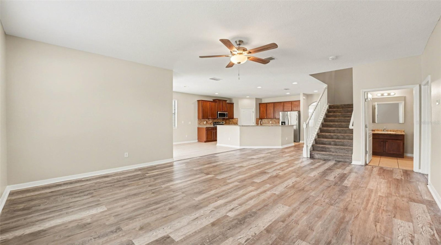 KISSIMMEE, Florida 34746, 4 Bedrooms Bedrooms, ,2 BathroomsBathrooms,Residential,For Sale,EAGLE CLIFF,0,MFRO6393508