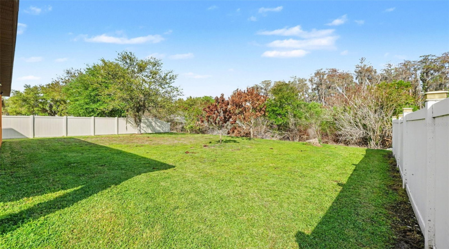 KISSIMMEE, Florida 34746, 4 Bedrooms Bedrooms, ,2 BathroomsBathrooms,Residential,For Sale,EAGLE CLIFF,0,MFRO6393508