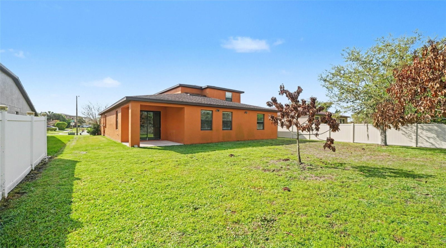 KISSIMMEE, Florida 34746, 4 Bedrooms Bedrooms, ,2 BathroomsBathrooms,Residential,For Sale,EAGLE CLIFF,0,MFRO6393508