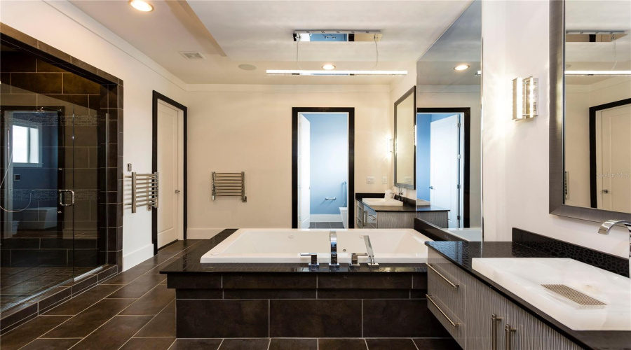 3rd Floor Bathroom Ensuite