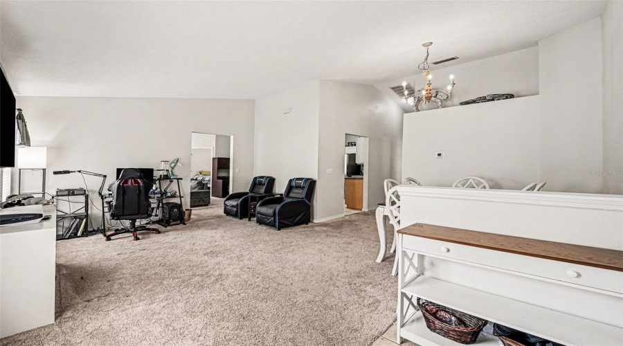 DAVENPORT, Florida 33896, 4 Bedrooms Bedrooms, ,3 BathroomsBathrooms,Residential,For Sale,SCRUB JAY,0,MFRTB8490909