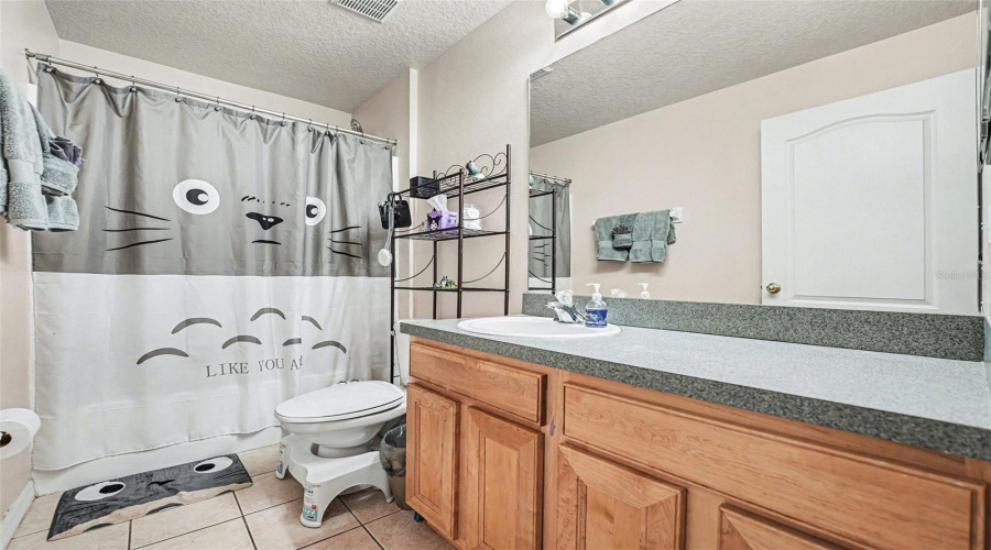 DAVENPORT, Florida 33896, 4 Bedrooms Bedrooms, ,3 BathroomsBathrooms,Residential,For Sale,SCRUB JAY,0,MFRTB8490909