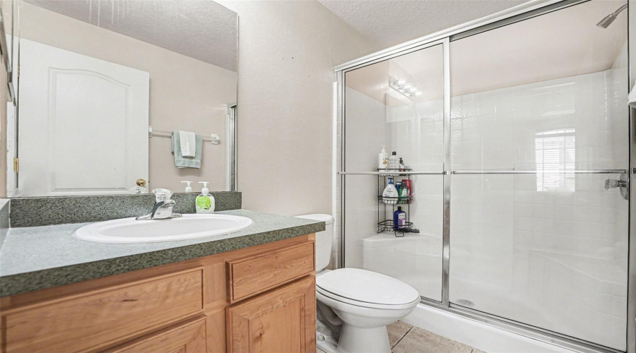 DAVENPORT, Florida 33896, 4 Bedrooms Bedrooms, ,3 BathroomsBathrooms,Residential,For Sale,SCRUB JAY,0,MFRTB8490909