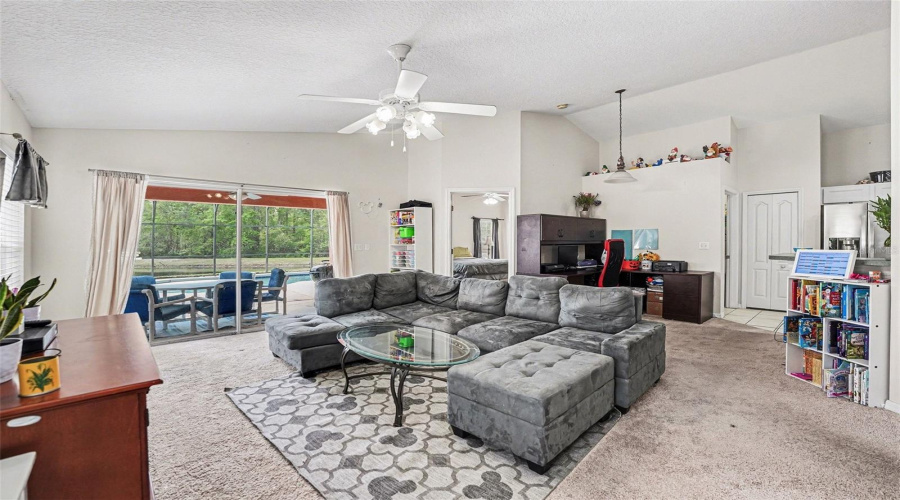 DAVENPORT, Florida 33896, 4 Bedrooms Bedrooms, ,3 BathroomsBathrooms,Residential,For Sale,SCRUB JAY,0,MFRTB8490909