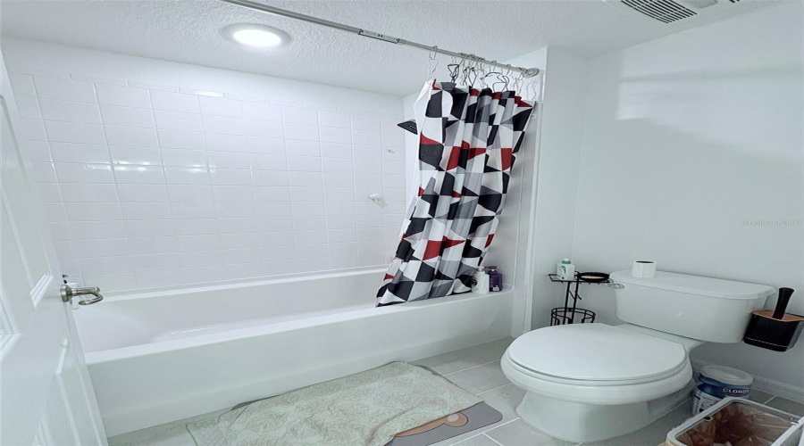 KISSIMMEE, Florida 34746, 5 Bedrooms Bedrooms, ,3 BathroomsBathrooms,Residential,For Sale,GOOSEBERRY TRL,0,MFRTB8488364