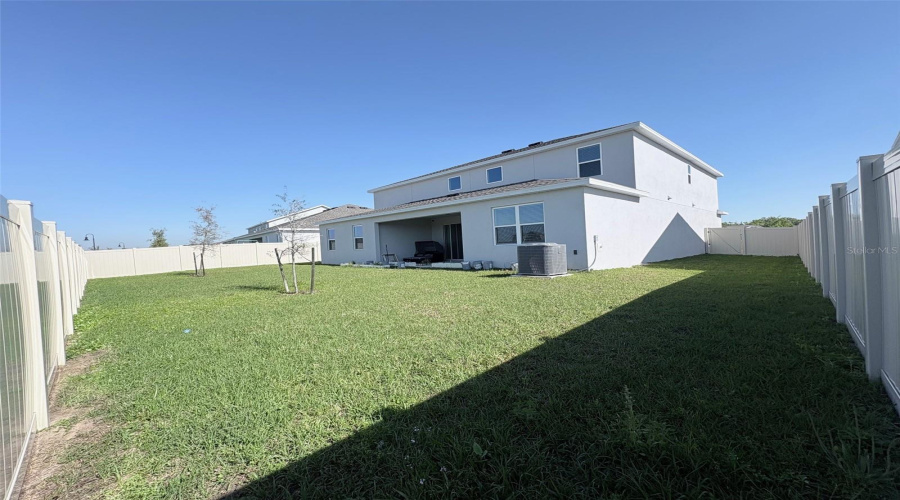 KISSIMMEE, Florida 34746, 5 Bedrooms Bedrooms, ,3 BathroomsBathrooms,Residential,For Sale,GOOSEBERRY TRL,0,MFRTB8488364