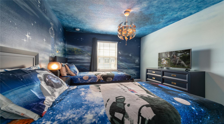 KISSIMMEE, Florida 34747, 5 Bedrooms Bedrooms, ,4 BathroomsBathrooms,Residential,For Sale,ZURICH,0,MFRO6393822