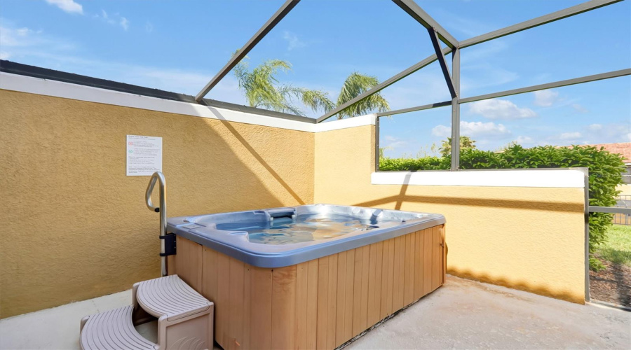 KISSIMMEE, Florida 34747, 2 Bedrooms Bedrooms, ,2 BathroomsBathrooms,Residential,For Sale,BIRD OF PARADISE,0,MFRO6393684