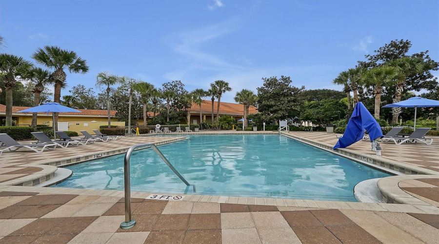 KISSIMMEE, Florida 34747, 2 Bedrooms Bedrooms, ,2 BathroomsBathrooms,Residential,For Sale,BIRD OF PARADISE,0,MFRO6393684