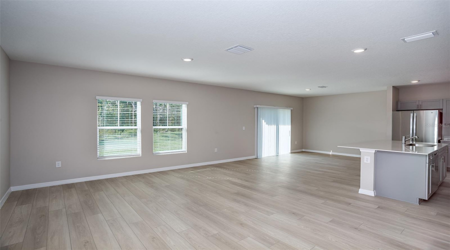 DAVENPORT, Florida 33837, 4 Bedrooms Bedrooms, ,2 BathroomsBathrooms,Residential,For Sale,RIVER BEACON,0,MFRTB8491248