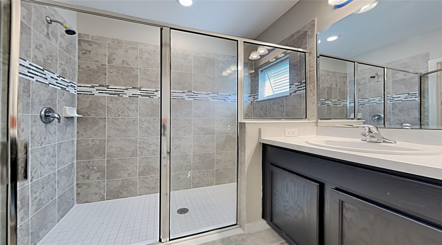 DAVENPORT, Florida 33837, 3 Bedrooms Bedrooms, ,2 BathroomsBathrooms,Residential,For Sale,CAMPO,0,MFRC7524035