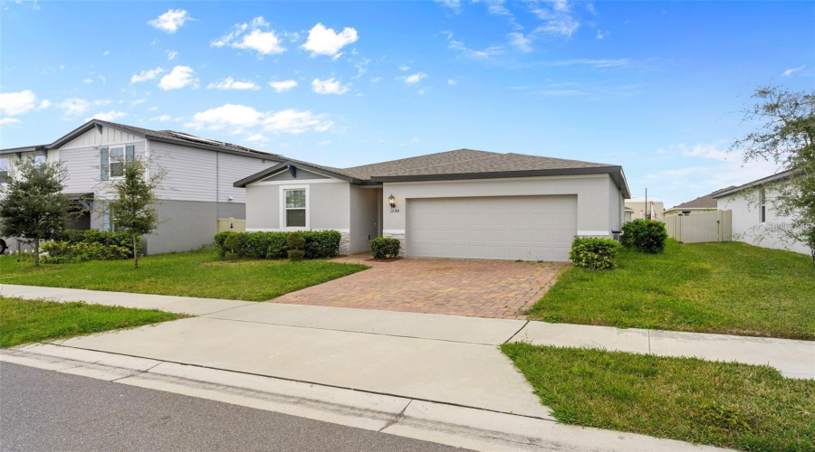 DAVENPORT, Florida 33837, 3 Bedrooms Bedrooms, ,2 BathroomsBathrooms,Residential,For Sale,CITRUS LANDINGS,0,MFRO6394048