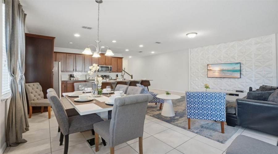 KISSIMMEE, Florida 34747, 5 Bedrooms Bedrooms, ,4 BathroomsBathrooms,Residential,For Sale,CAREY PALM,0,MFRO6394236