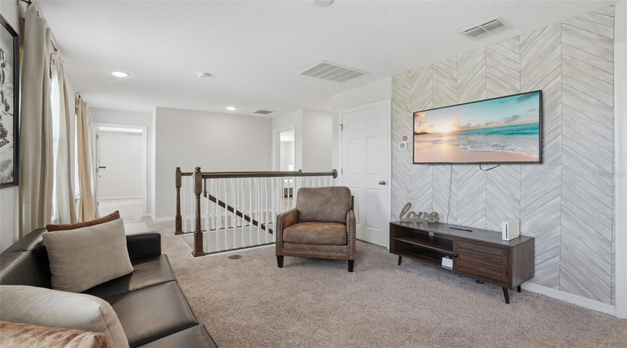 KISSIMMEE, Florida 34747, 5 Bedrooms Bedrooms, ,4 BathroomsBathrooms,Residential,For Sale,CAREY PALM,0,MFRO6394236