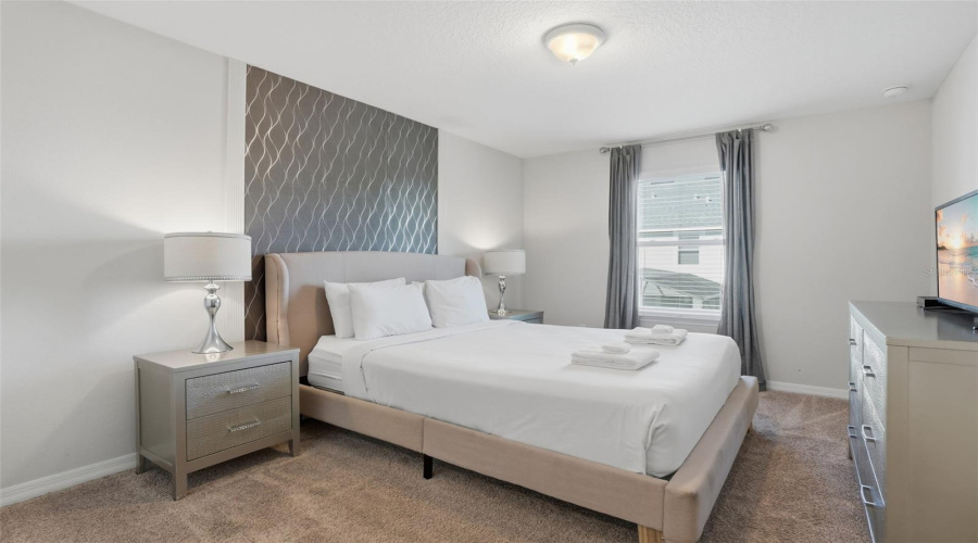 KISSIMMEE, Florida 34747, 5 Bedrooms Bedrooms, ,4 BathroomsBathrooms,Residential,For Sale,CAREY PALM,0,MFRO6394236