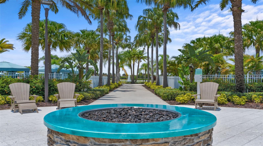 KISSIMMEE, Florida 34747, 5 Bedrooms Bedrooms, ,4 BathroomsBathrooms,Residential,For Sale,CAREY PALM,0,MFRO6394236