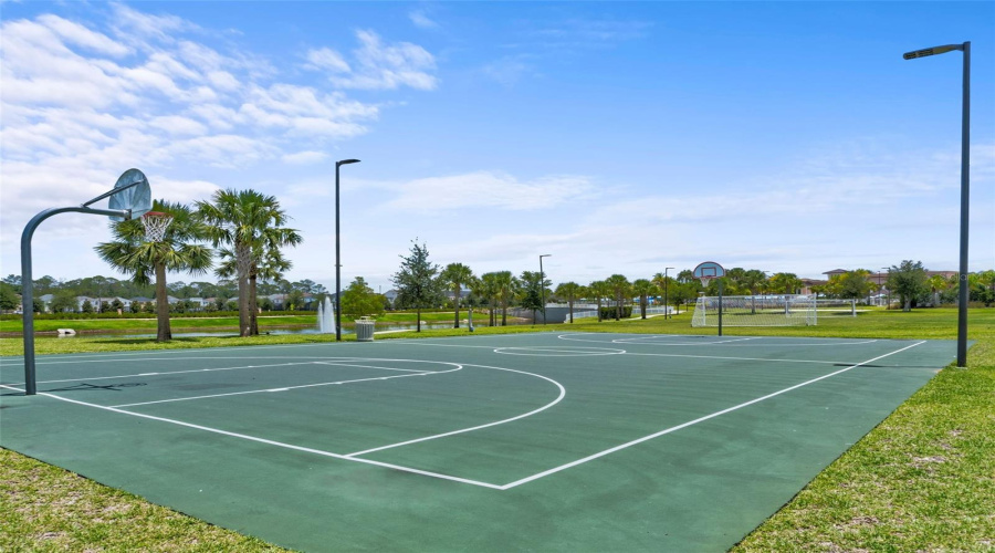 KISSIMMEE, Florida 34747, 5 Bedrooms Bedrooms, ,4 BathroomsBathrooms,Residential,For Sale,CAREY PALM,0,MFRO6394236