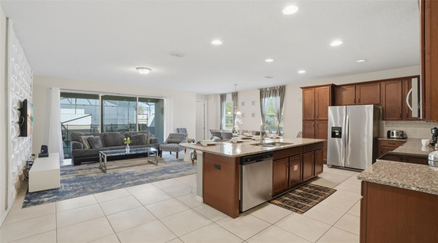 KISSIMMEE, Florida 34747, 5 Bedrooms Bedrooms, ,4 BathroomsBathrooms,Residential,For Sale,CAREY PALM,0,MFRO6394236