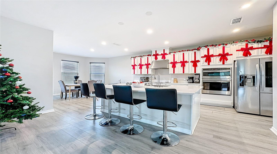 KISSIMMEE, Florida 34746, 5 Bedrooms Bedrooms, ,4 BathroomsBathrooms,Residential,For Sale,CARRICK BEND,0,MFRTB8455695