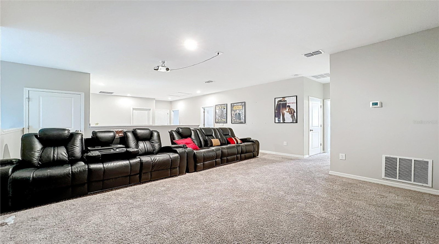 KISSIMMEE, Florida 34746, 5 Bedrooms Bedrooms, ,4 BathroomsBathrooms,Residential,For Sale,CARRICK BEND,0,MFRTB8455695