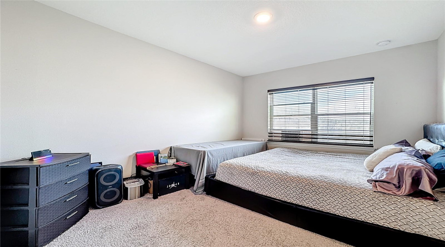 KISSIMMEE, Florida 34746, 5 Bedrooms Bedrooms, ,4 BathroomsBathrooms,Residential,For Sale,CARRICK BEND,0,MFRTB8455695