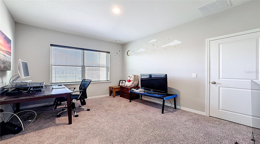 KISSIMMEE, Florida 34746, 5 Bedrooms Bedrooms, ,4 BathroomsBathrooms,Residential,For Sale,CARRICK BEND,0,MFRTB8455695