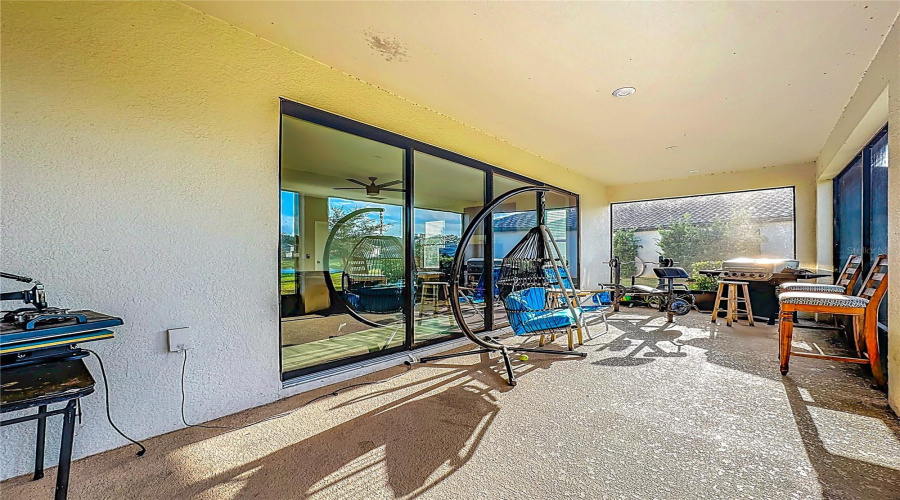 KISSIMMEE, Florida 34746, 5 Bedrooms Bedrooms, ,4 BathroomsBathrooms,Residential,For Sale,CARRICK BEND,0,MFRTB8455695