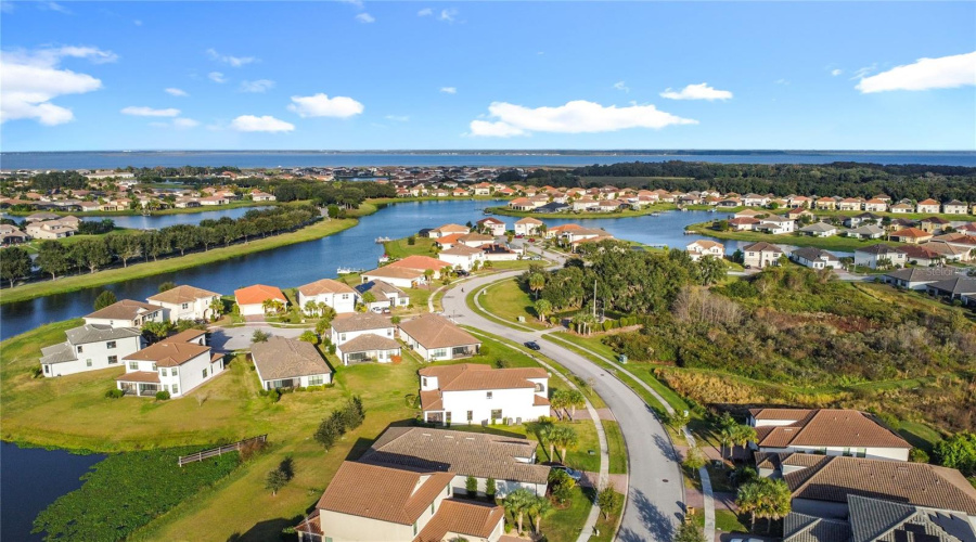 KISSIMMEE, Florida 34746, 5 Bedrooms Bedrooms, ,4 BathroomsBathrooms,Residential,For Sale,CARRICK BEND,0,MFRTB8455695