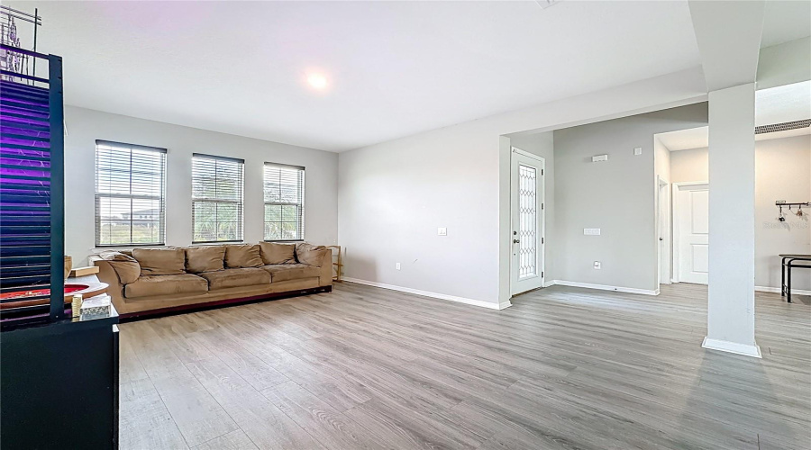 KISSIMMEE, Florida 34746, 5 Bedrooms Bedrooms, ,4 BathroomsBathrooms,Residential,For Sale,CARRICK BEND,0,MFRTB8455695