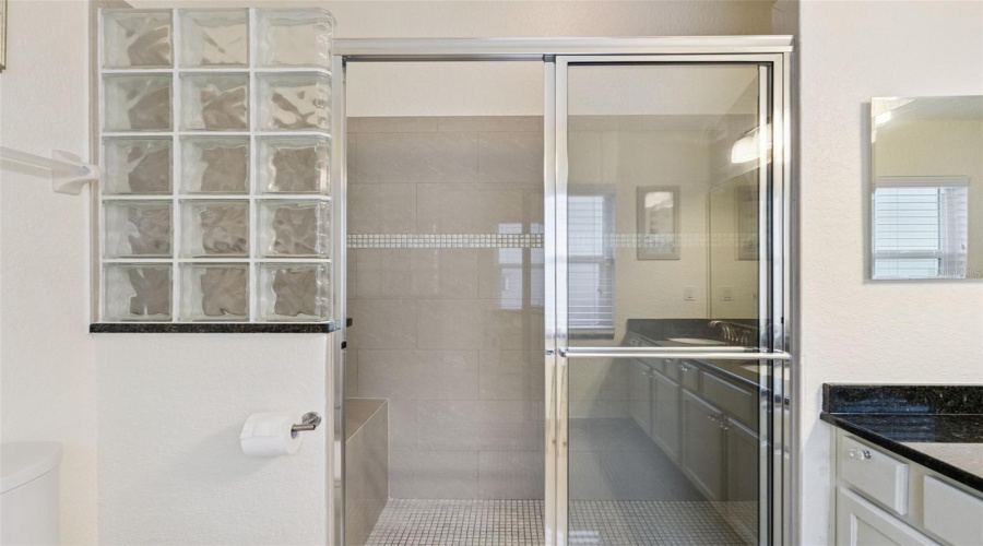 DAVENPORT, Florida 33897, 4 Bedrooms Bedrooms, ,2 BathroomsBathrooms,Residential,For Sale,BIRKDALE,0,MFRS5140605