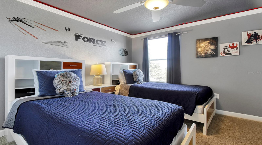 DAVENPORT, Florida 33896, 6 Bedrooms Bedrooms, ,6 BathroomsBathrooms,Residential,For Sale,MOON VALLEY,0,MFRO6393737